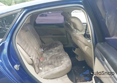 2013 Ford Fusion Se z USA, uszkodzony, nr VIN 3FA6P0H73DR365016